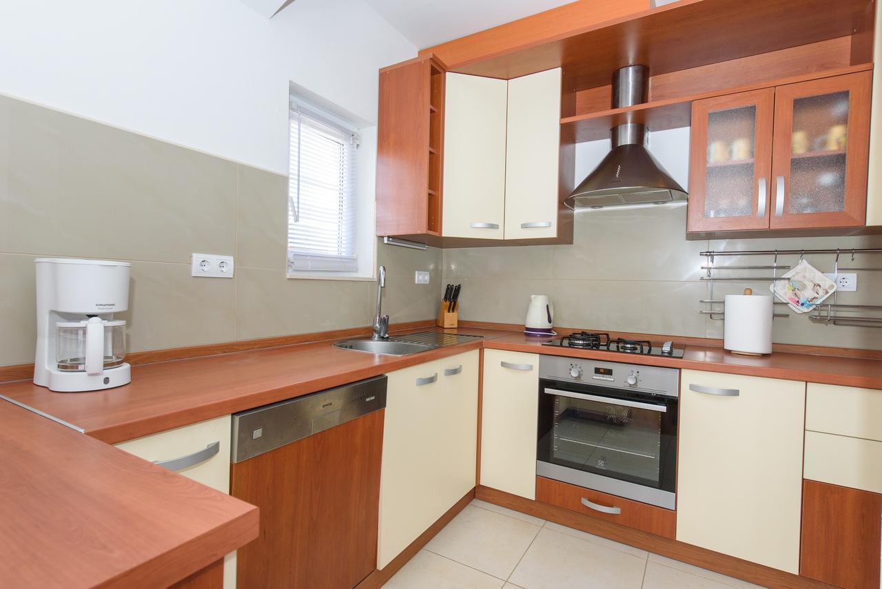 Apartment Drmic Каштела Екстер'єр фото